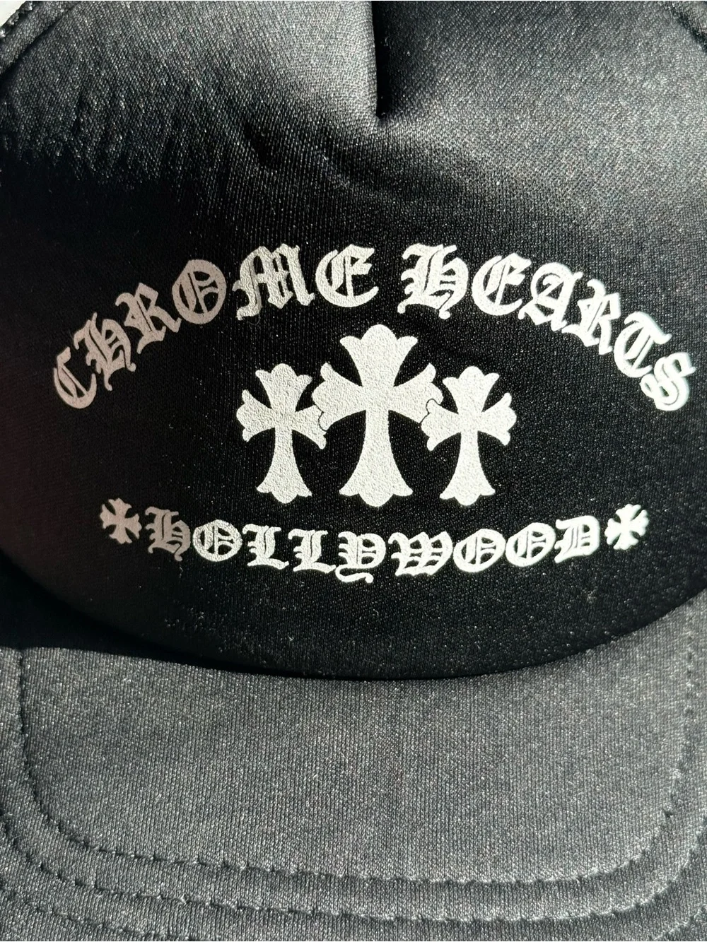 New Vintage Y2K Chrome Hearts Black Trucker Hat with White Gothic Logo w serial#